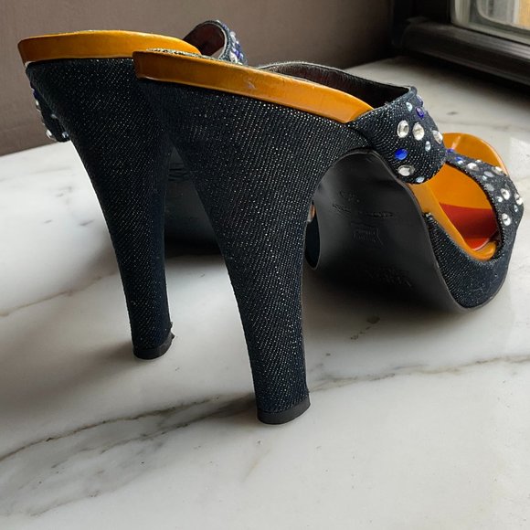 vintage VERSUS embellished denim and orange patent leather platform sandals - Picture 4 of 7